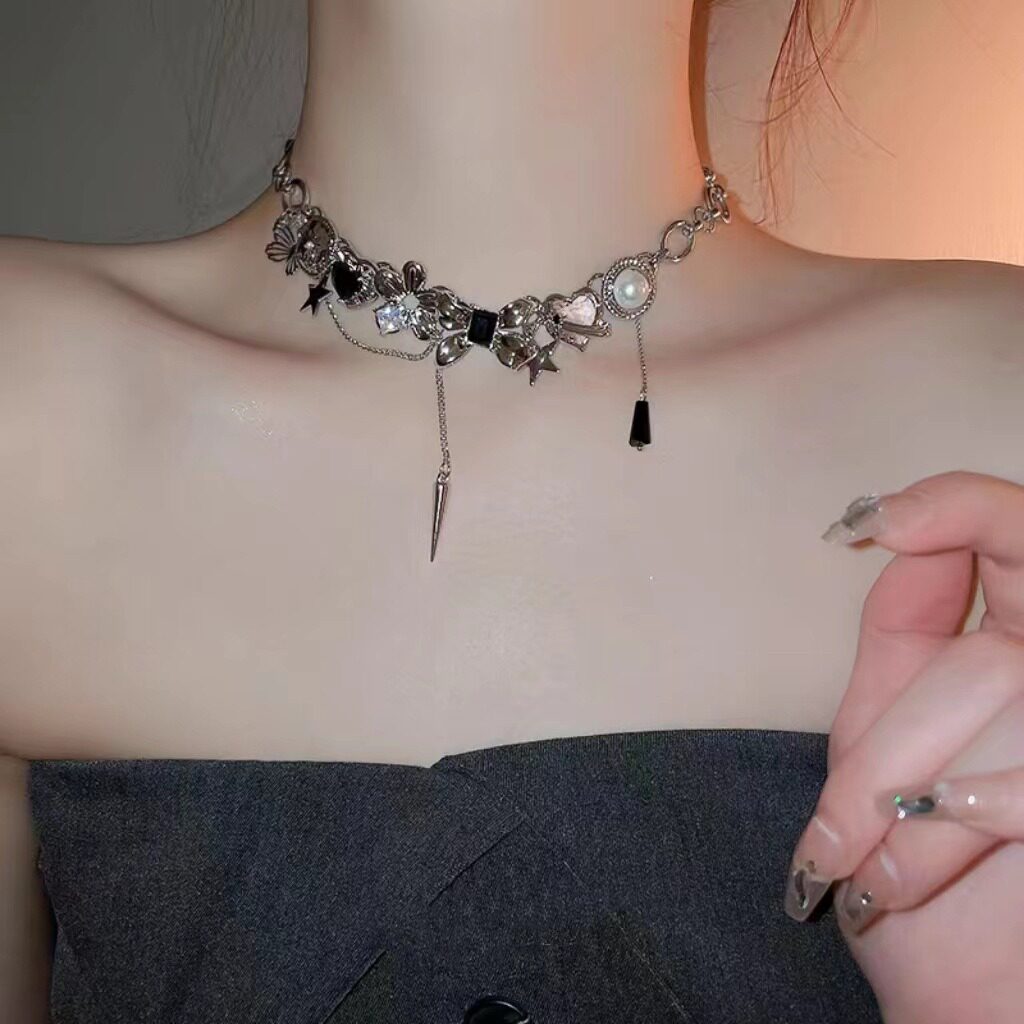 Celestial Charm Chain Necklace – Y2K Silver Alloy Statement Choker Necklace with Stars & Butterfly Pendants