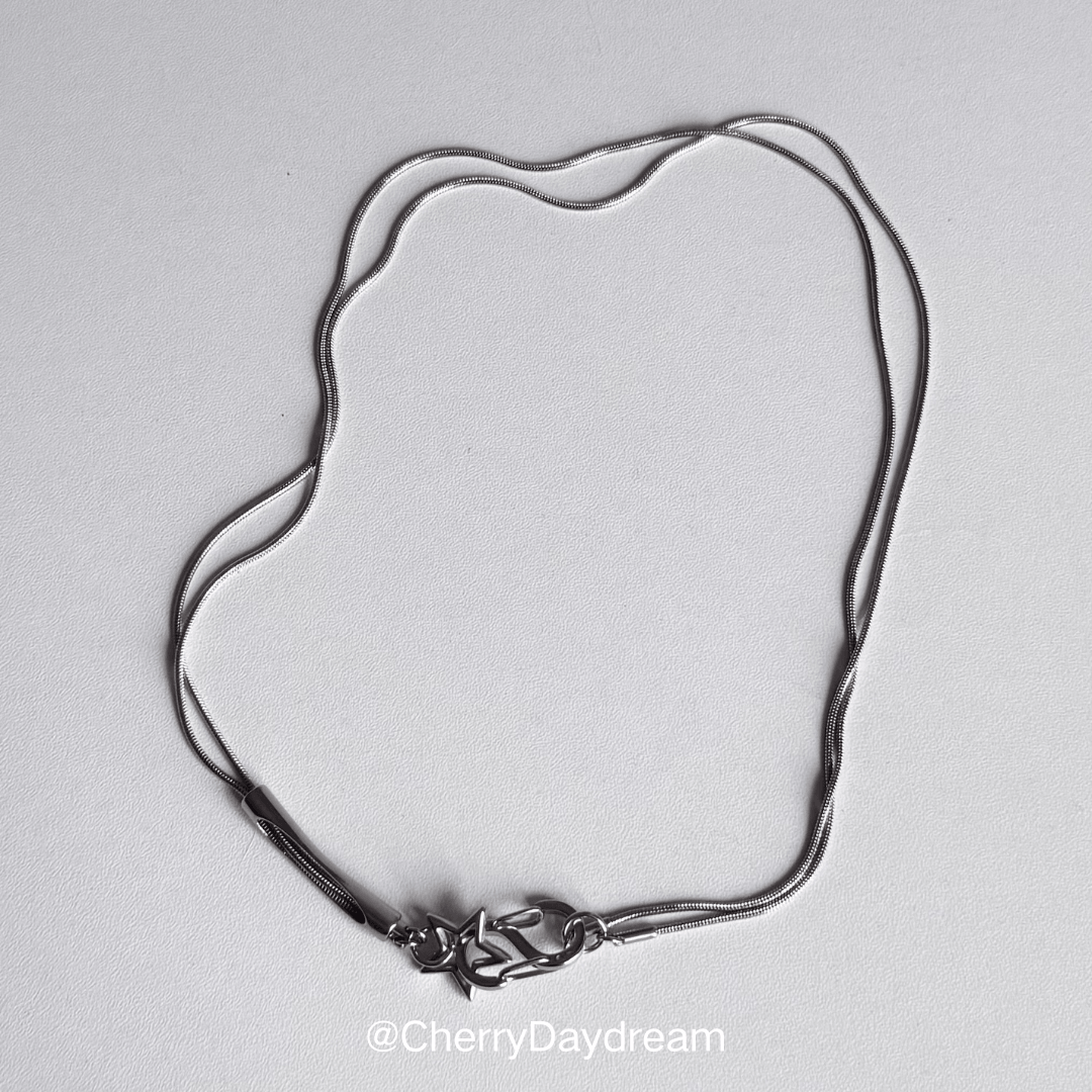 Silver Curved Bar Star Clasp Necklace