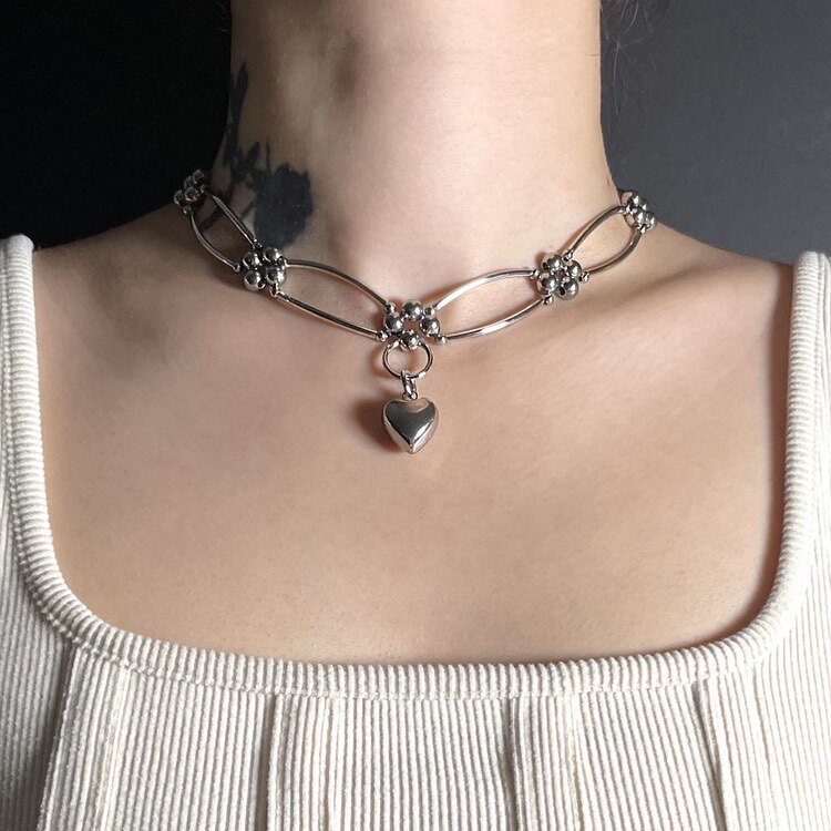 Heart Charm Chain Necklace — Y2K Vintage Silver Statement Necklace