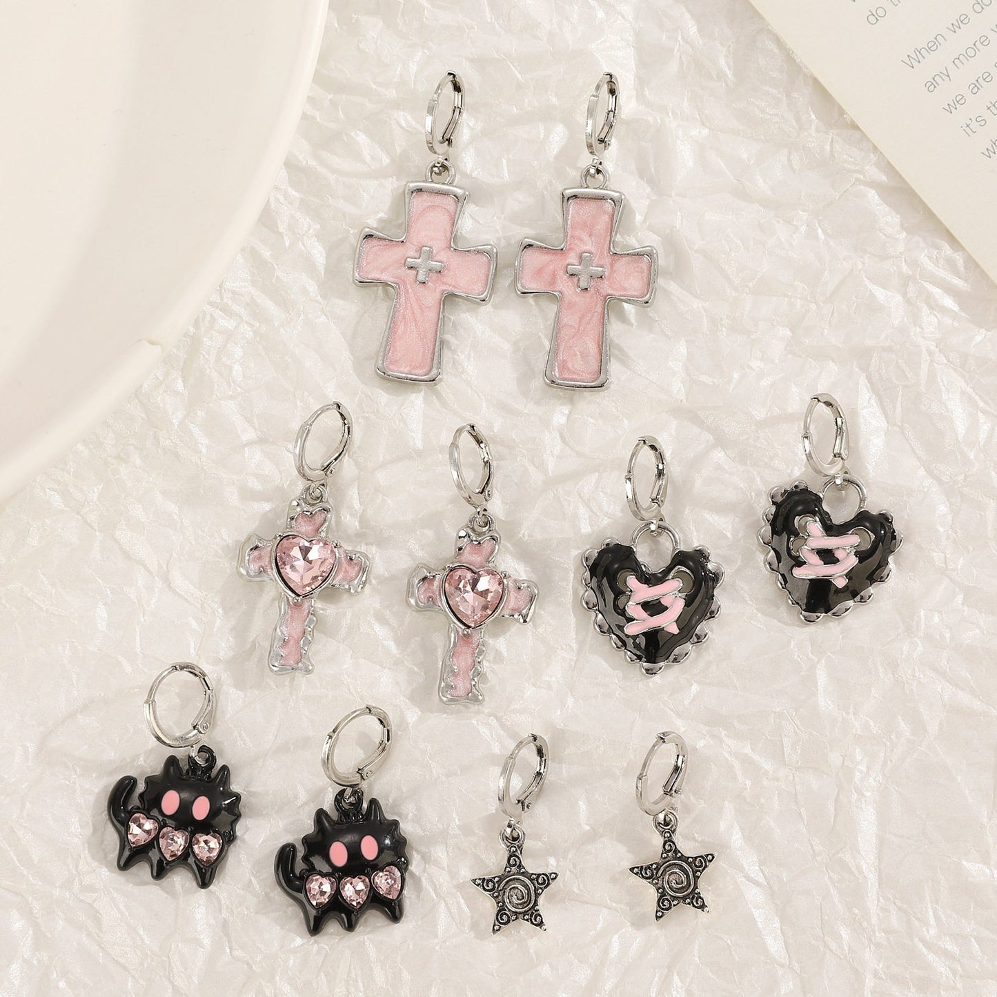 Love Spell Cross Earrings – Dreamy Pink Heart Crystal Y2K Earrings