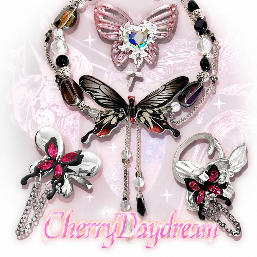 Butterfly Crystal Ring — Y2K Fairycore Gothic Statement Ring