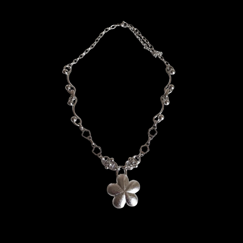 Flower Charm Necklace — Y2K Silver Floral Pendant Necklace