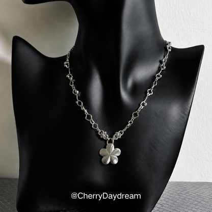 Flower Charm Necklace — Silver Floral Pendant Necklace