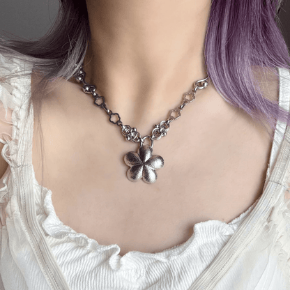 Flower Charm Necklace — Silver Floral Pendant Necklace