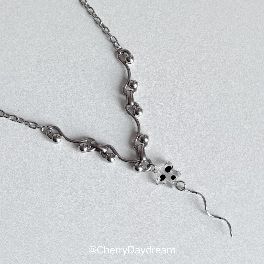 Silver Wavy Chain Necklace with Glass Star Charm