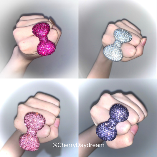 Crystal Bow Ring — Y2K Coquette Sparkle Statement Ring