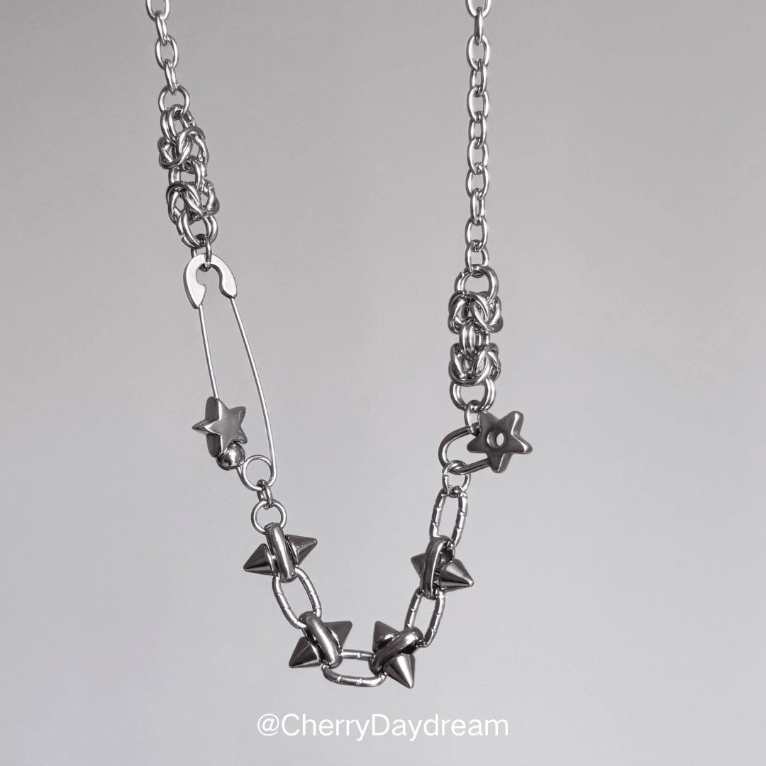 Silver Spike Star Chain Necklace — Gothic Punk Jewelry