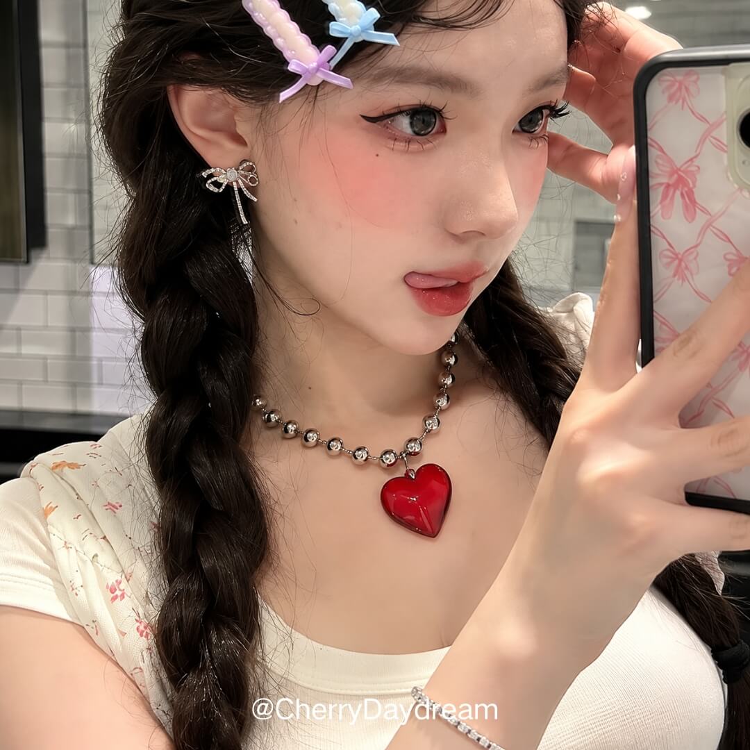 Heart Pendant Bead Necklace