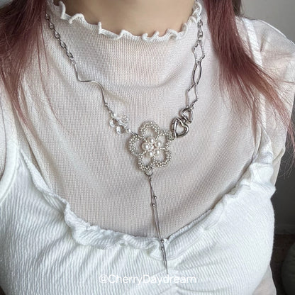 Pearl Flower Silver Necklace