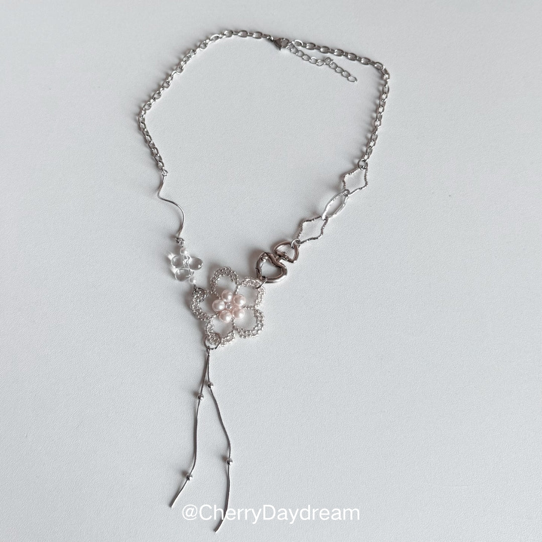Pearl Flower Silver Necklace