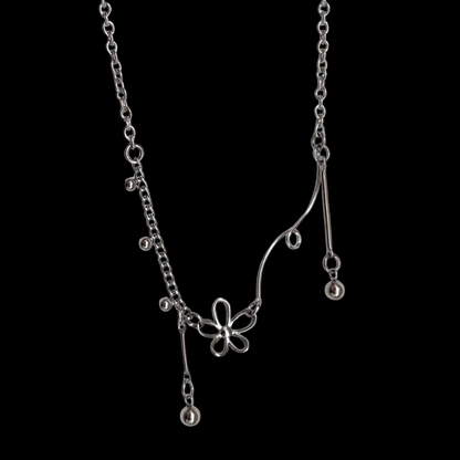 Silver Flower Charm Necklace — Y2K Minimalist Layered Chain Jewelry