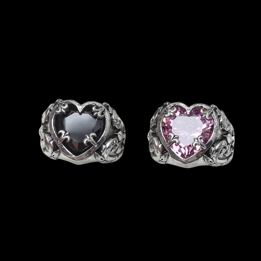 Velvet Heart Ring — Gothic Crystal Statement Ring