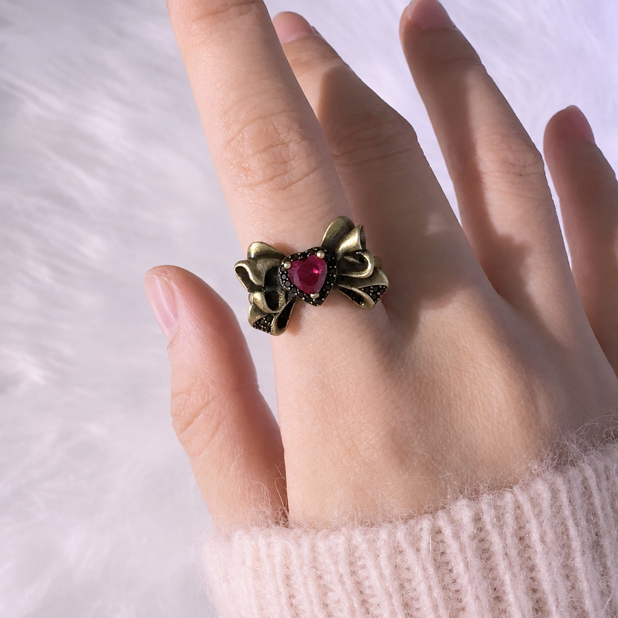Vintage Heart Bow Ring — Y2K Coquette Gemstone Statement Ring