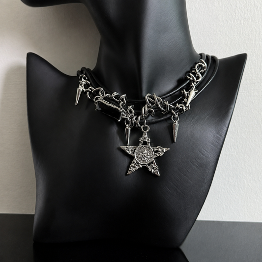 Dark Star Leather Necklace – Y2K Gothic Punk Jewelry