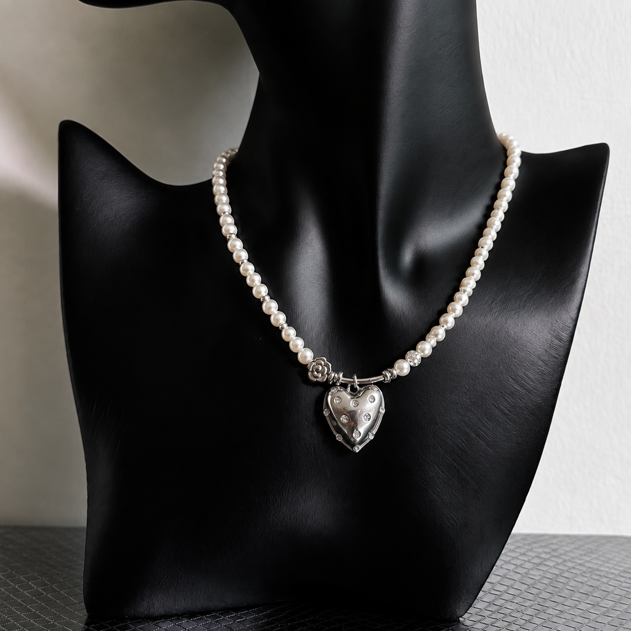 Cherrydaydream Pearl Heart Necklace | Romantic Vintage Charm Jewelry