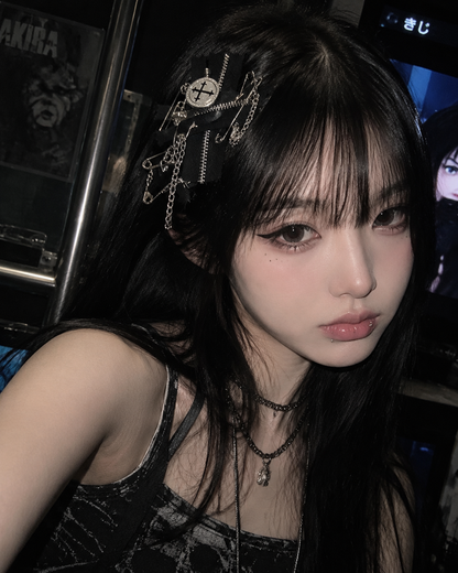 Punk Chain Hair Clip — Y2K Grunge Statement Hair Accessory