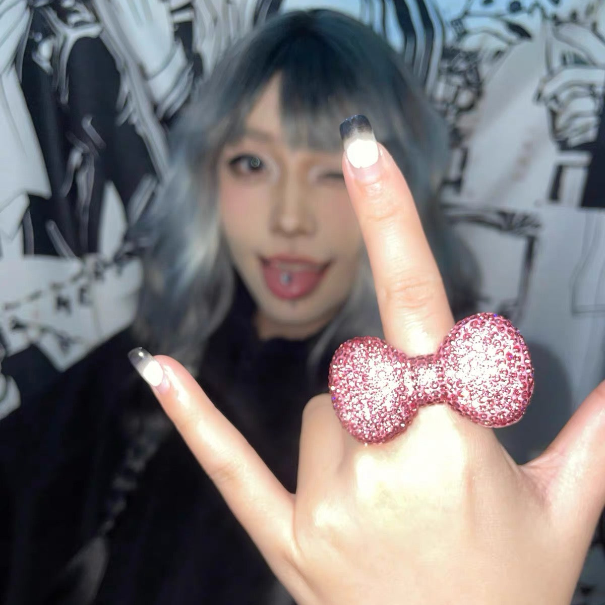 Crystal Bow Ring — Y2K Coquette Sparkle Statement Ring