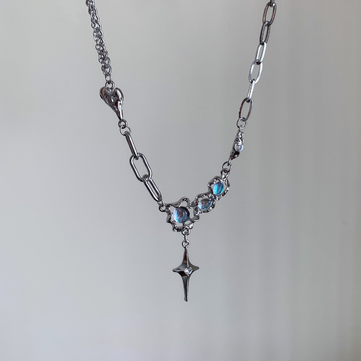 Starlight Crystal Necklace | Silver Y2K Celestial Pendant Jewelry